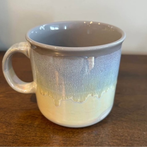 Large Meritage Iridescent Blue/ Lavender Gray 20 ounce Drip Glaze Mug No Flaws. - Picture 3 of 8